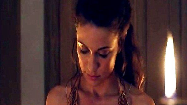 Муж позволил своей жене вступить в половую связь с чернокожим мужчиной