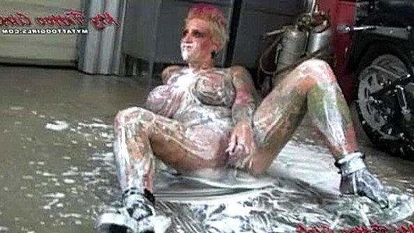 Чешские женщины, ведущие активную половую жизнь, в порноподборке