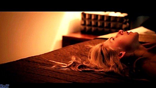 Девушка получает жесткий трах от своего любовника