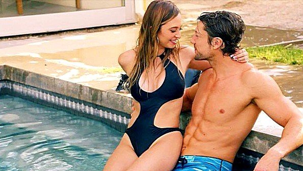 Массаж, который получала девушка, сопровождался женскими ласками