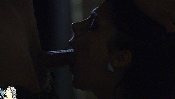 Лучшие пышногрудые сучки дрочат члены