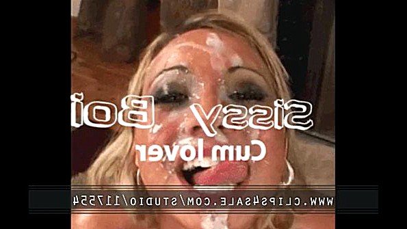 Азиатская любительница мастурбирует пальцами