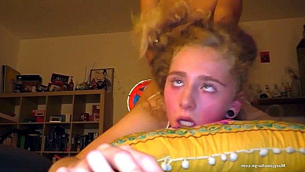 Анальный секс с похотливой брюнеткой до безумия