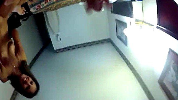 Сексуальная красавица мастурбирует