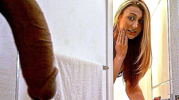 Ремонт кондиционера перерос в страстную сексуальную сцену