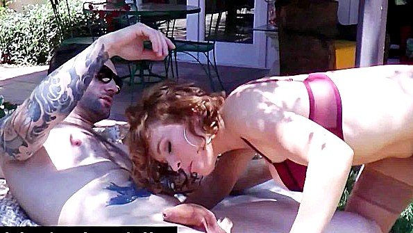 Чернокожий учитель занимается сексом с белым учеником