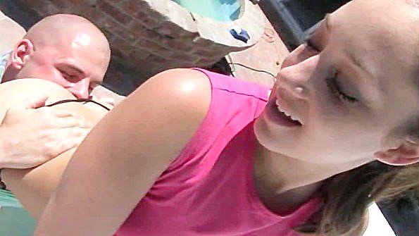 Развратные шлюхи устраивают оргию вместе