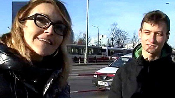 Женщина согласилась кончить ей во влагалище