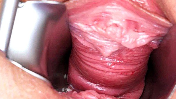 Японская женщина мастурбирует всем пассажирам автобуса