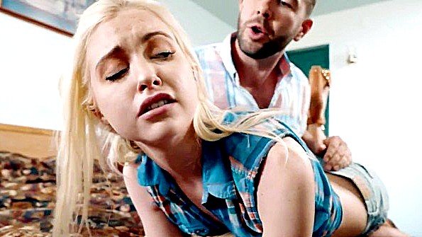 Фетишистская мастурбация японской женщины в различных местах