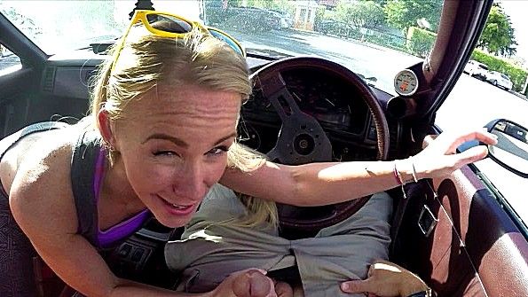 Оргазмы от мастурбации с использованием дилдо для нескольких девушек