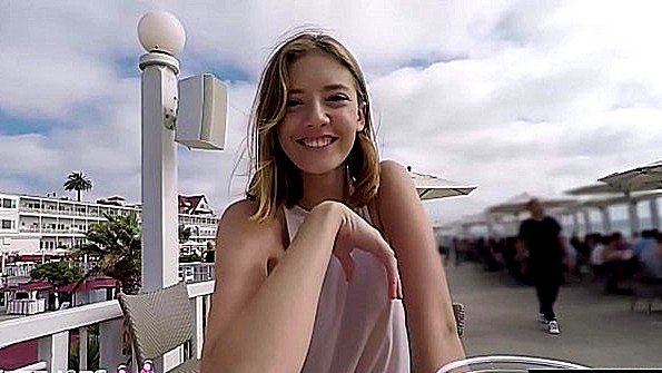 Шаловливая сестра в колготках переспала со своим братом