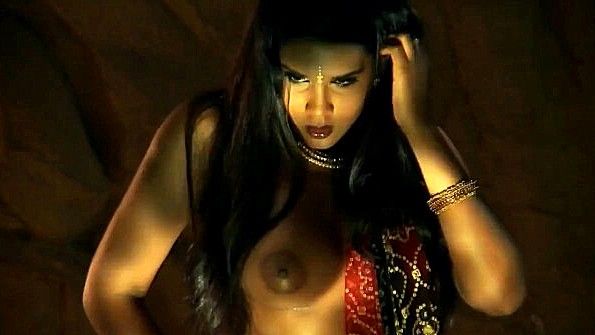 Мой муж и бывший любовник теперь друзья, и я занимаюсь этим за обоих