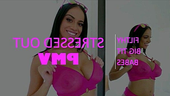 Похотливая кокетка легко соблазнила парня