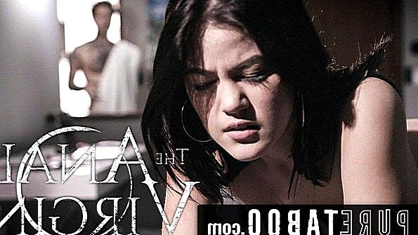 Муж наблюдает за страстным сексом жены