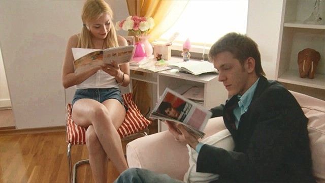 Я осмотрел пациентку и жёстко её трахнул