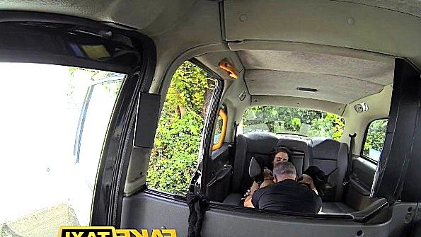 Настоящий минет и секс с блондинкой