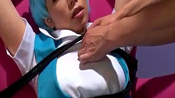 Латиноамериканскую кокетку жестоко трахают в задницу