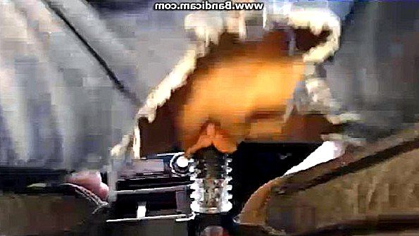 Я занимался сексом со своей молодой девушкой и оставил в ней сперму