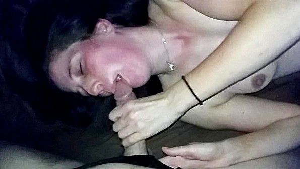 Азиатка в чулках занимается хардкорным сексом