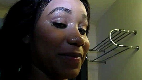 Шлюха пережила двойное проникновение